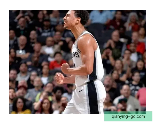 马刺眼中的文班季后赛潜力巨大经验不足难阻发挥